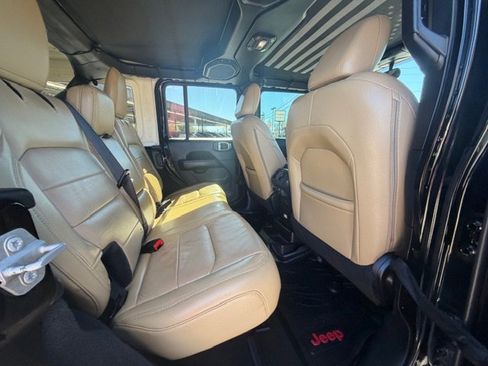 Used 2018 Jeep Wrangler Unlimited Sahara w/ LED Lighting Group image 14