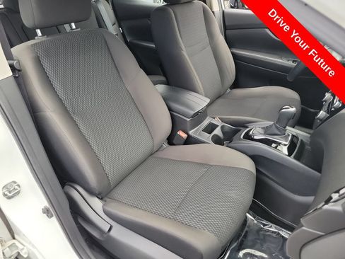 Used 2022 Nissan Rogue Sport S FWD image 20