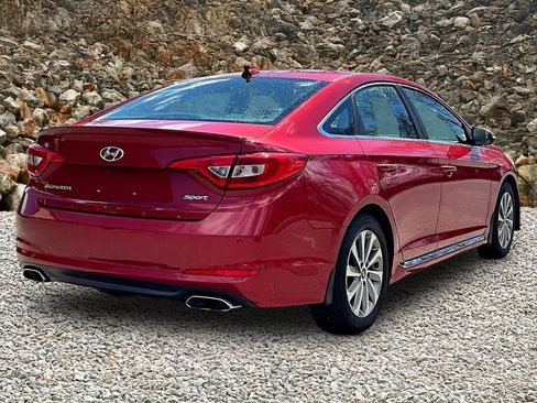 Used 2017 Hyundai Sonata Sport image 2