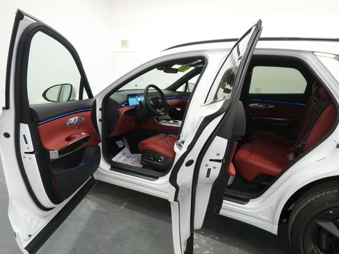 New 2026 Genesis GV70 3.5T Sport Prestige AWD/4WD image 25