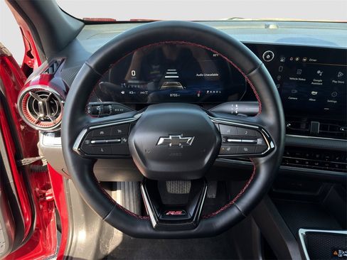 Used 2025 Chevrolet Equinox RS w/ Safety and Technology Package image 10