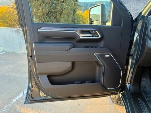 New 2026 Chevrolet Silverado 3500 LTZ w/ LTZ Convenience Package image 10