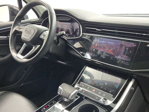 Used 2024 Audi Q7 3.0T Premium Plus AWD/4WD image 7