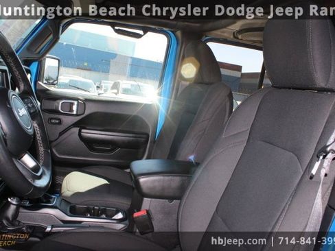 Used 2021 Jeep Wrangler Unlimited Sport image 34