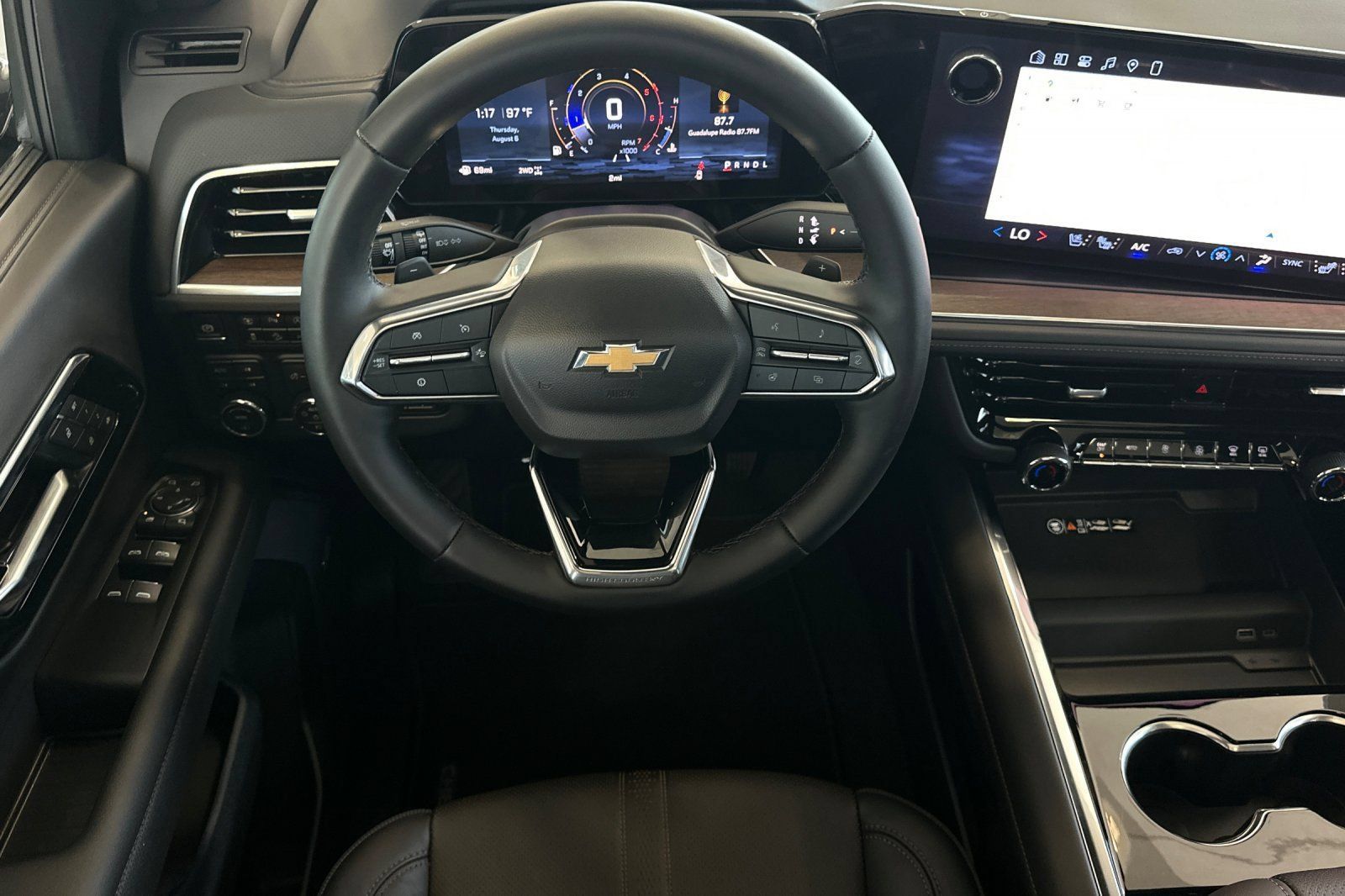 New 2026 Chevrolet Tahoe High Country AWD/4WD image 14