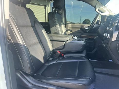 Used 2023 GMC Sierra 2500 SLE w/ SLE Value Package; AWD/4WD image 13