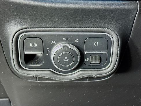 Used 2025 Mercedes-Benz G 580 w/ EQ Technology image 10