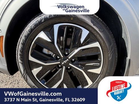 Used 2024 Kia EV6 GT-Line w/ GT-Line White Seat Package image 29