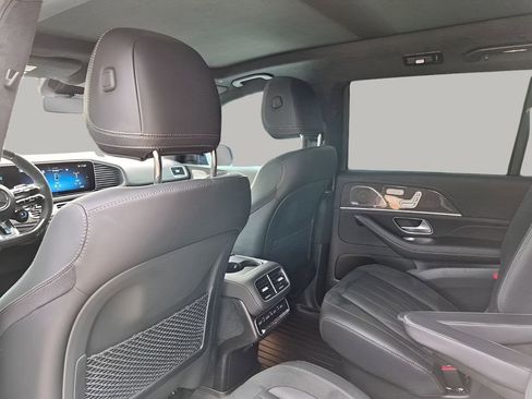 Used 2024 Mercedes-Benz GLS 63 AMG 4MATIC image 18