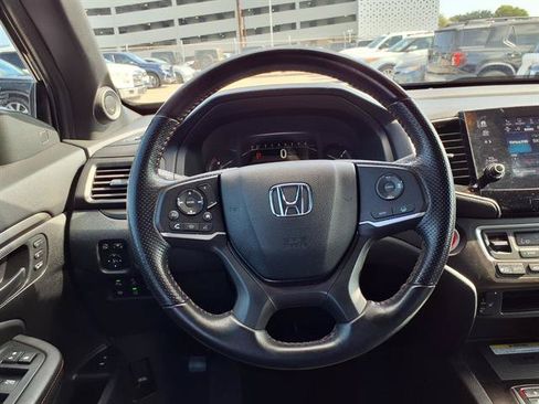 Used 2023 Honda Passport TrailSport image 13