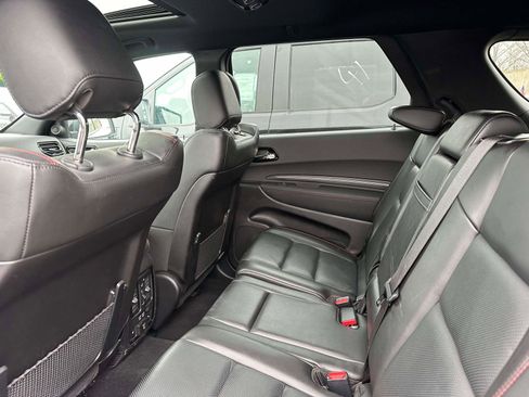 Used 2024 Dodge Durango GT image 9