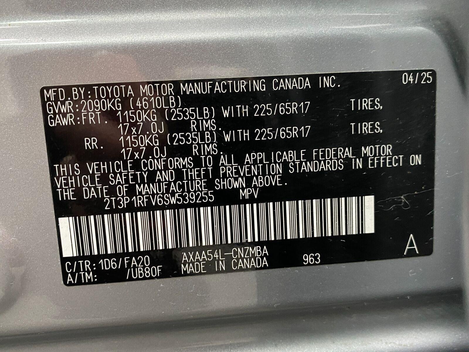 Used 2025 Toyota RAV4 XLE AWD/4WD image 30
