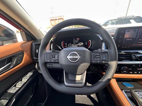 New 2026 Nissan Pathfinder Platinum AWD/4WD image 21