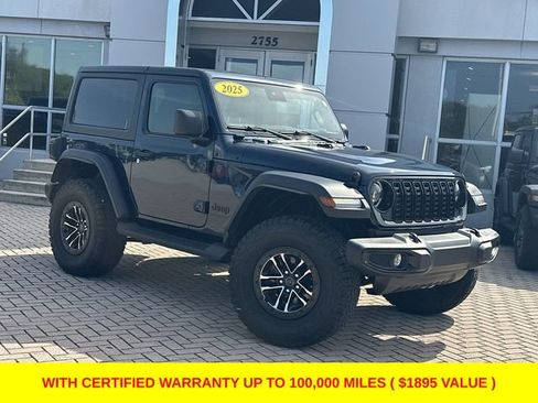 Used 2025 Jeep Wrangler Sport AWD/4WD image 2