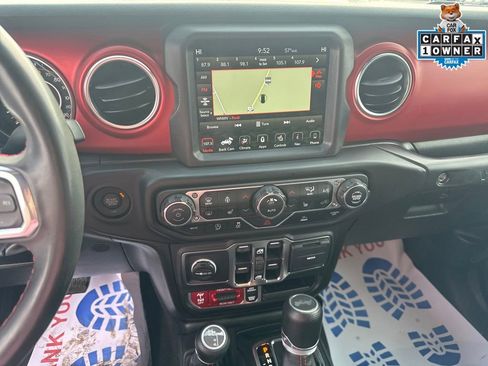 Used 2023 Jeep Wrangler Unlimited Rubicon w/ Cold Weather Group image 20