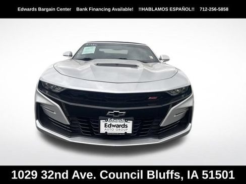 Used 2019 Chevrolet Camaro SS RWD image 2