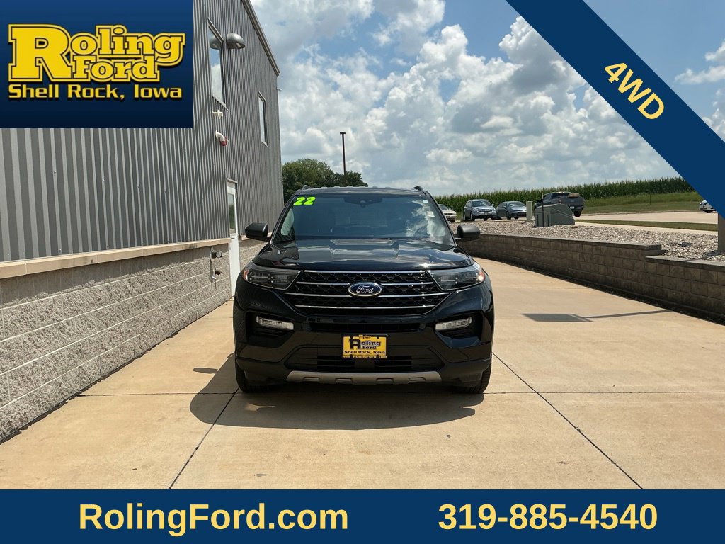 Used 2022 Ford Explorer XLT w/ Equipment Group 202A AWD/4WD image 4