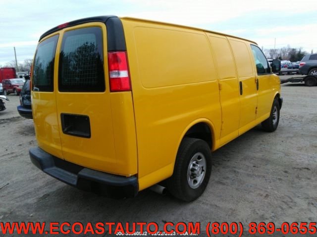 Used 2019 Chevrolet Express 2500 w/ Driver Convenience Package RWD image 2