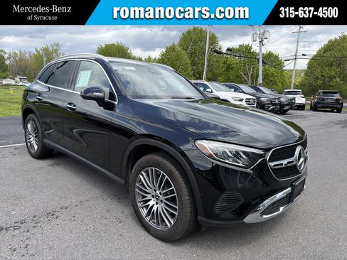 Used 2026 Mercedes-Benz GLC 300 4MATIC image 1