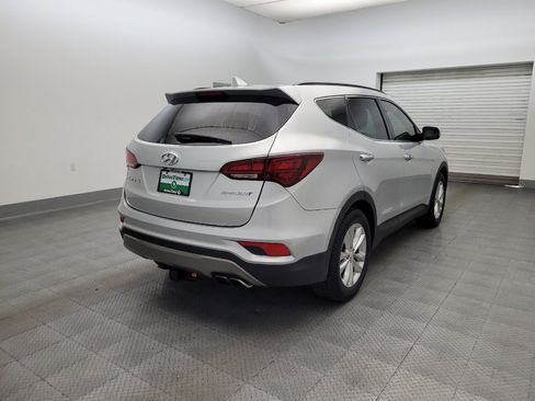 Used 2018 Hyundai Santa Fe Sport 2.0T FWD image 9