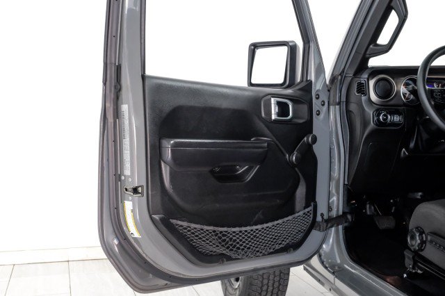 Used 2019 Jeep Wrangler Sport AWD/4WD image 38
