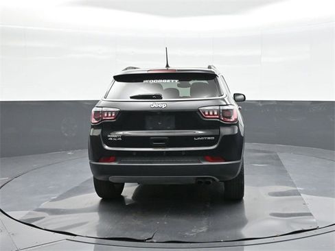 Used 2021 Jeep Compass Limited image 11