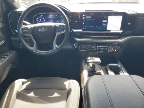 Certified 2025 Chevrolet Silverado 1500 RST image 15