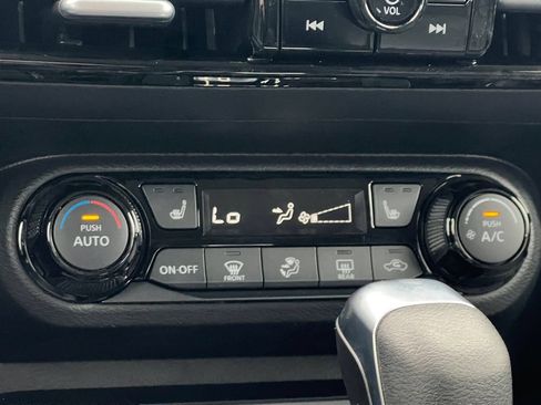 New 2026 Nissan Kicks SV w/ SV Premium Package FWD image 5