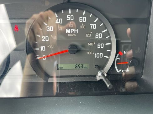 Used 2024 Chevrolet Low Cab Forward image 18