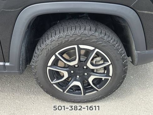 Used 2024 Jeep Compass Trailhawk AWD/4WD image 18