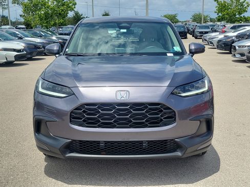 Used 2023 Honda HR-V LX image 2