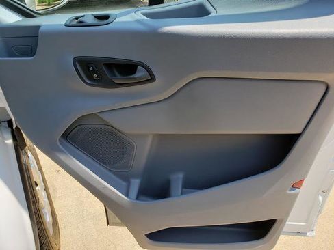 Used 2015 Ford Transit 350 XLT image 18