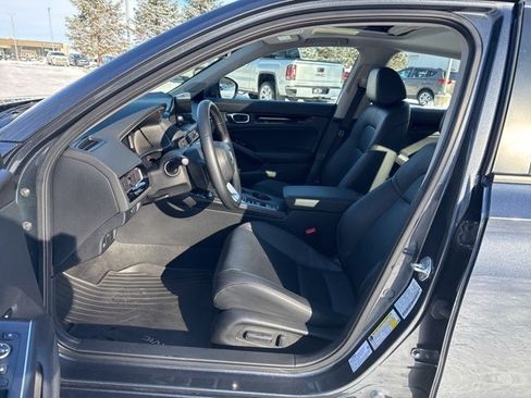 Used 2024 Honda Civic Touring image 17