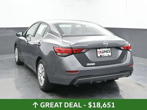 Used 2025 Nissan Sentra S FWD image 12