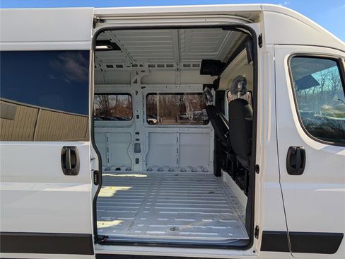 Used 2025 RAM ProMaster 2500 image 11
