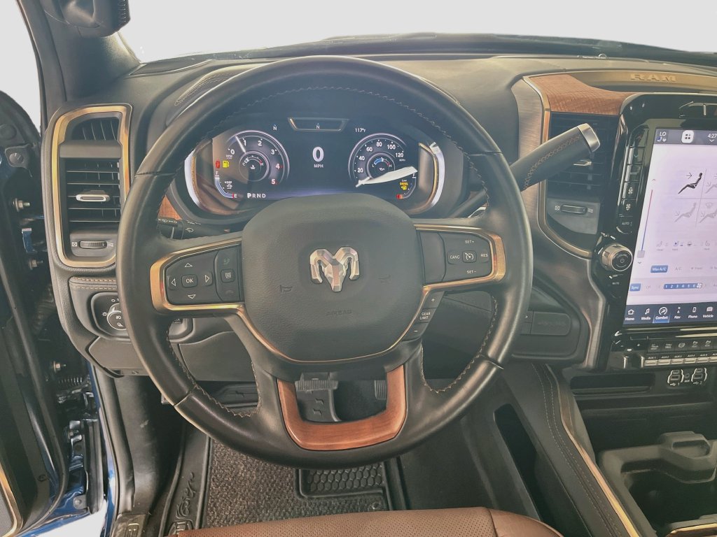 Used 2024 RAM 3500 Limited AWD/4WD image 11