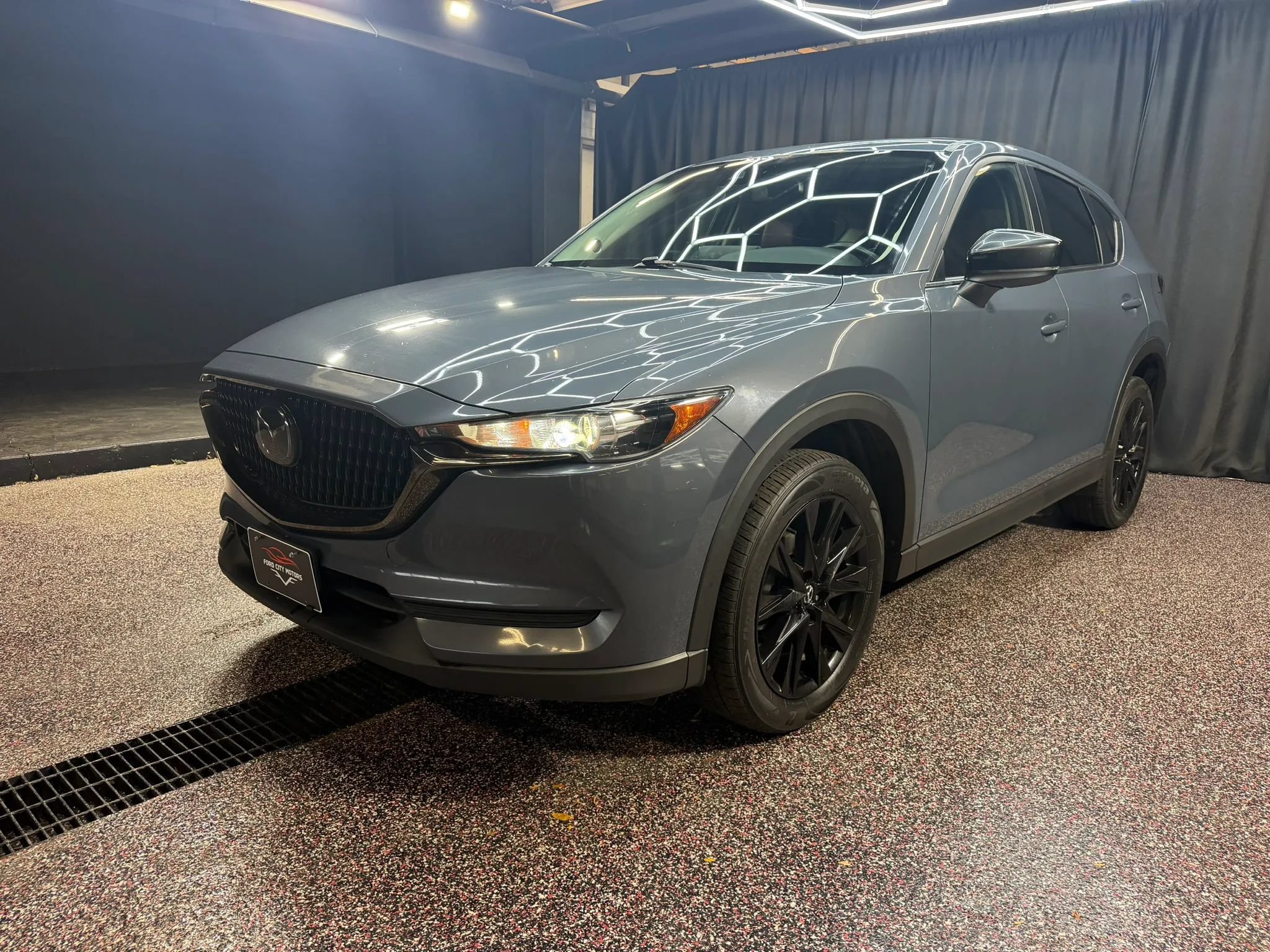 Used 2021 MAZDA CX-5 Carbon Edition AWD/4WD image 3