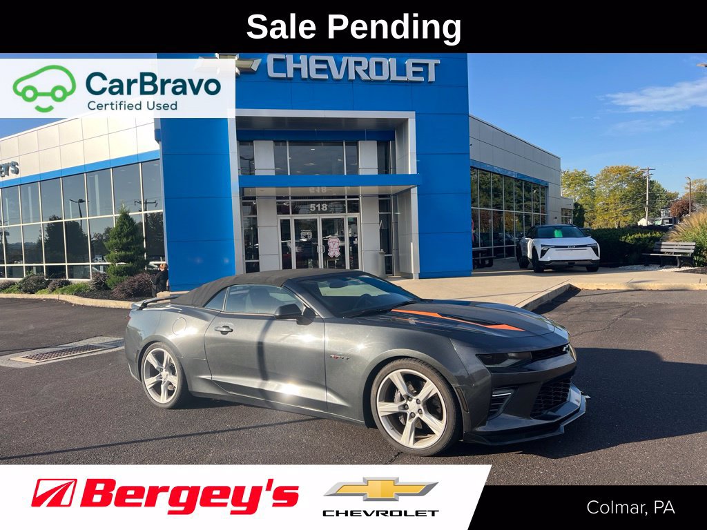 Used 2017 Chevrolet Camaro SS RWD image 1