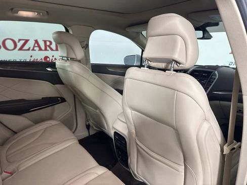 Used 2019 Lincoln MKC Reserve w/ MKC Technology Package image 19