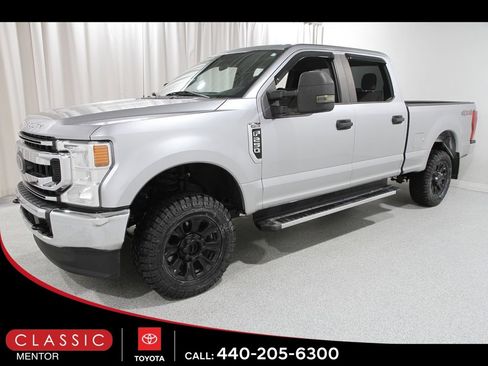 Used 2021 Ford F250 XL w/ STX Appearance Package image 3