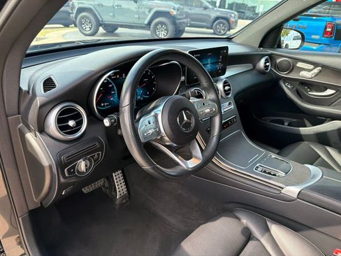 Used 2022 Mercedes-Benz GLC 300 image 10