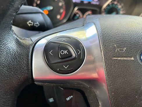 Used 2012 Ford Focus Titanium FWD image 21