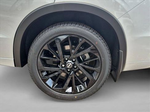 New 2026 Nissan Rogue Platinum AWD/4WD image 9