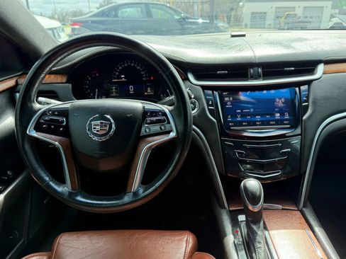 Used 2015 Cadillac XTS Luxury image 24