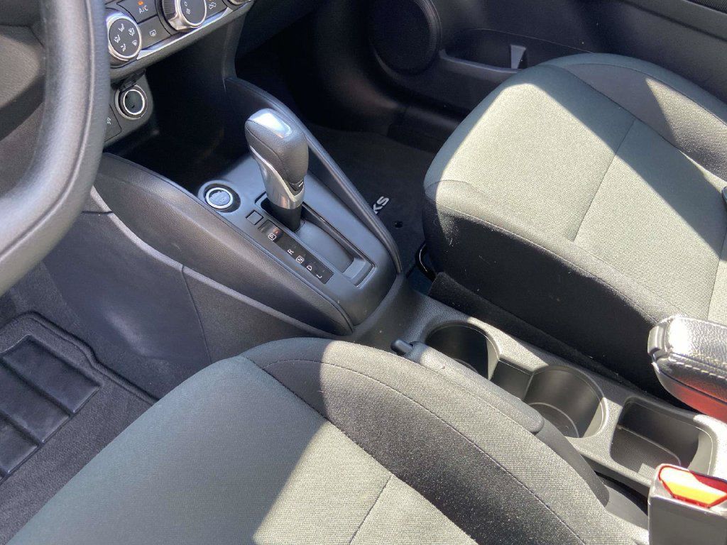 Used 2025 Nissan Kicks Play S FWD image 21