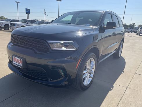 Used 2024 Dodge Durango GT image 8