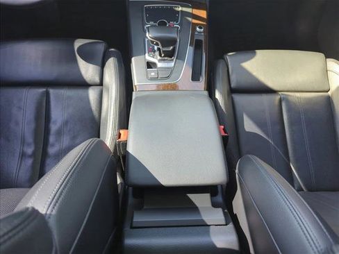 Used 2018 Audi Q5 2.0T Premium Plus w/ Premium Plus Package AWD/4WD image 17