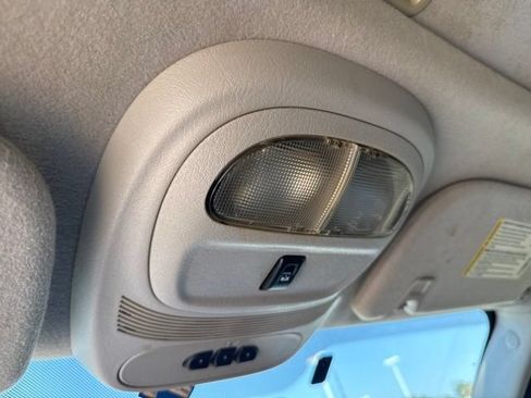 Used 2008 Chevrolet TrailBlazer LT w/ Sun And 6-Disc Cd Package AWD/4WD image 13