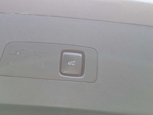 Used 2022 Lincoln Corsair AWD w/ Premium Package image 14