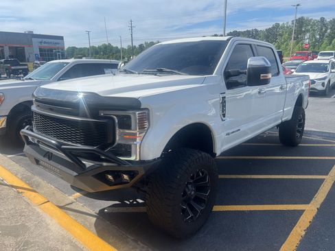Used 2020 Ford F250 Lariat w/ Lariat Ultimate Package AWD/4WD image 1